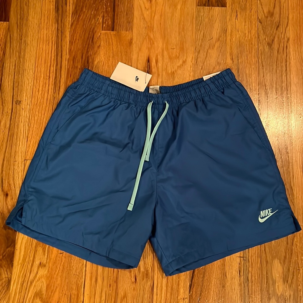 Men’s Nike Sportswear